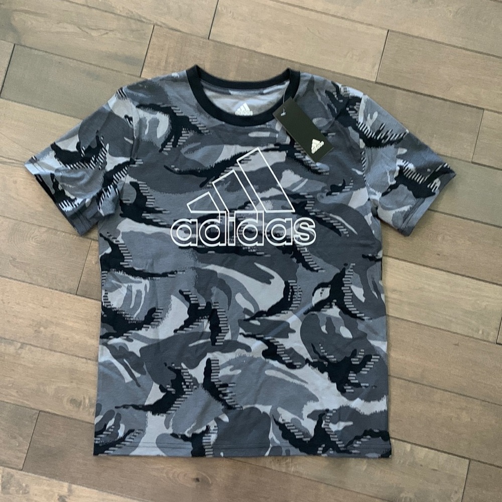 Adidas camo tee